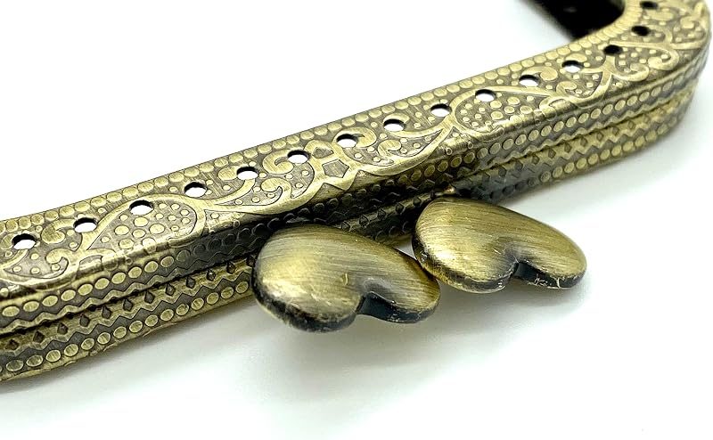 Heart Sew-In Kiss-Lock Purse Frame, 8.5 x 4.5 cm