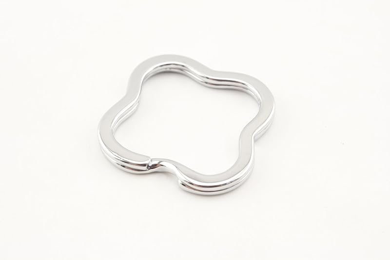 Clover-Shaped Split Key Ring
