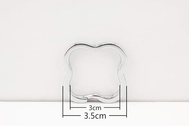 Clover-Shaped Split Key Ring