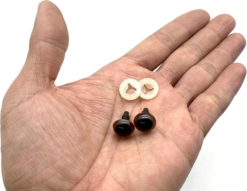 Plastic Safety Eyes with Washers - Round Pupil