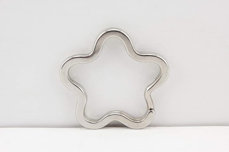 Flower-Shaped Split Key Ring