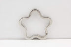 Flower-Shaped Split Key Ring