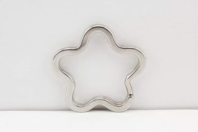 Flower-Shaped Split Key Ring - 1.37" (35 mm) - Nickel