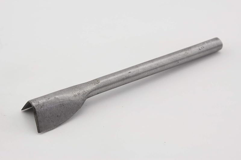 Small V-Shape Leather Punch (10-15 mm)