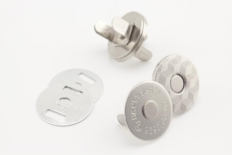 Ultra-Thin Strong Magnetic Snaps